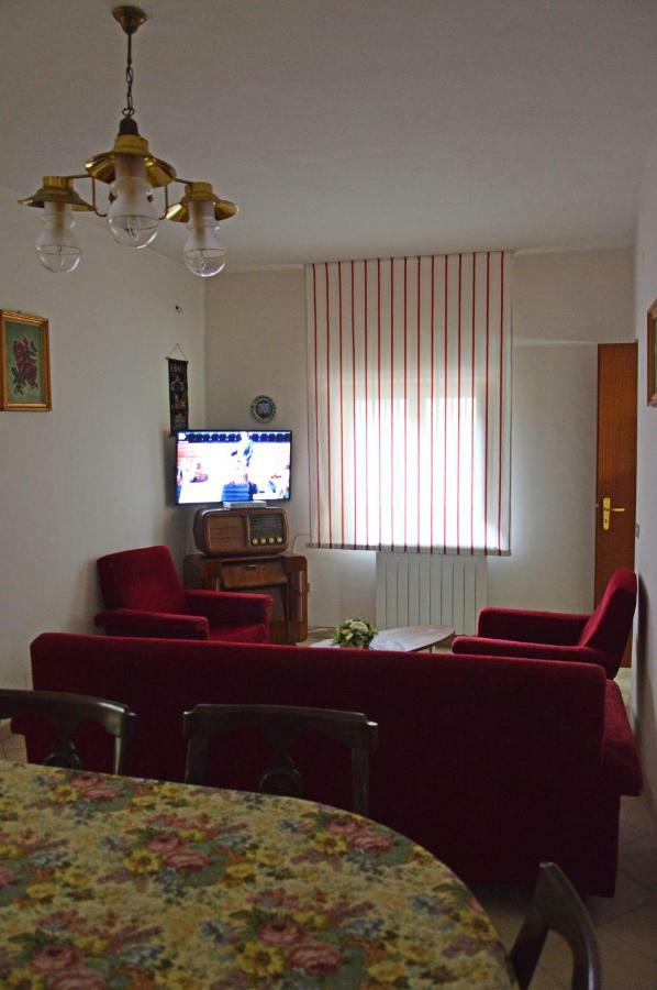 הוילה Campolattaro La Casa Di Zia Nina מראה חיצוני תמונה